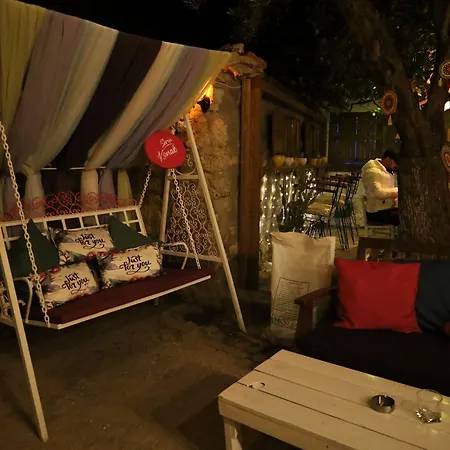 Serin 3* Αλακάτι