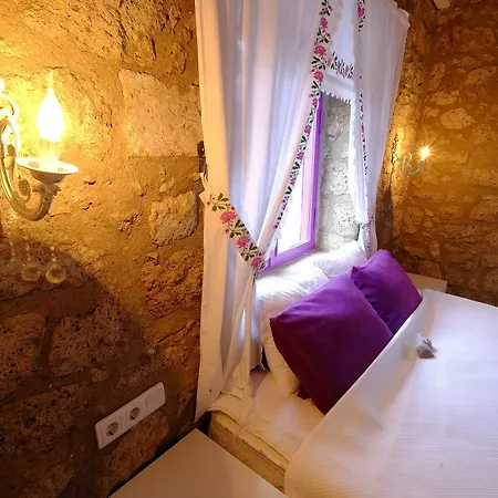 Serin Hotel Alaçatı